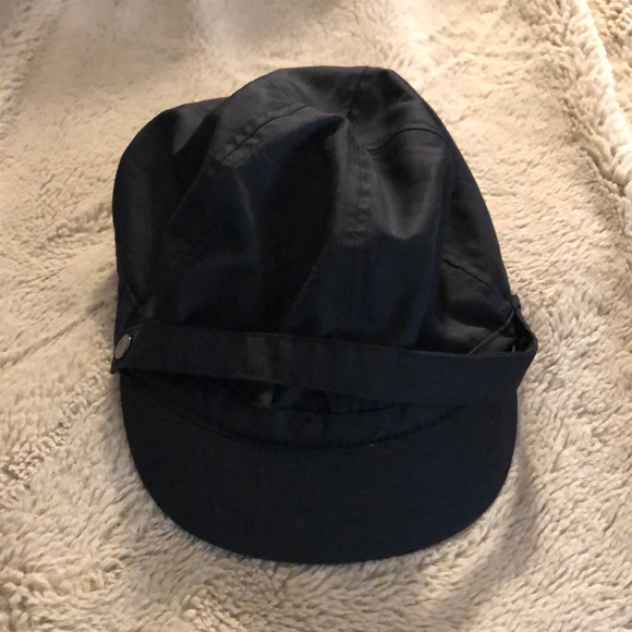 Nike Accessories - 🎉4 for $20 Women’s Nike Golf Black Cap